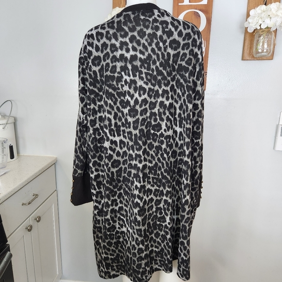 New York Laundry Open Front Leopard Print Long Cardigan - Picture 6 of 11